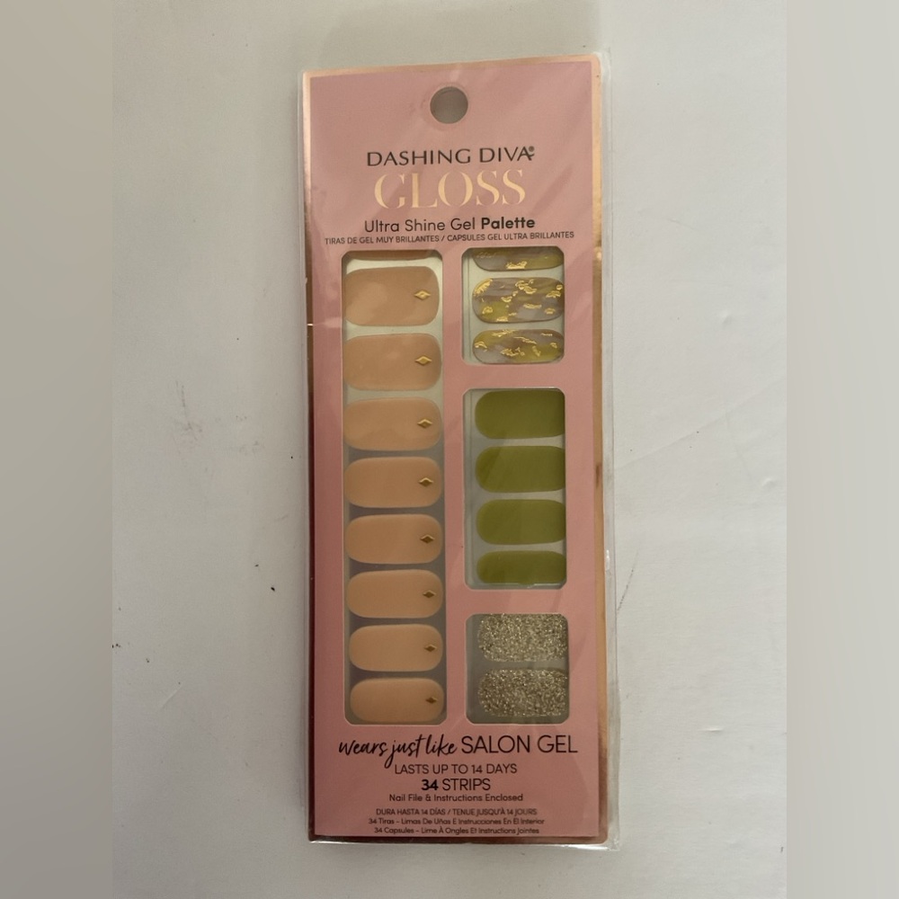 Dashing Diva Gloss Ultra Shine Gel Nail Strips in "Walking on Sunshine" NWT